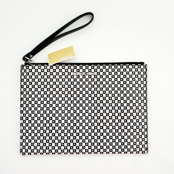 4 Piece Set Michael Kors Wristlet's - Picture 4 of 16